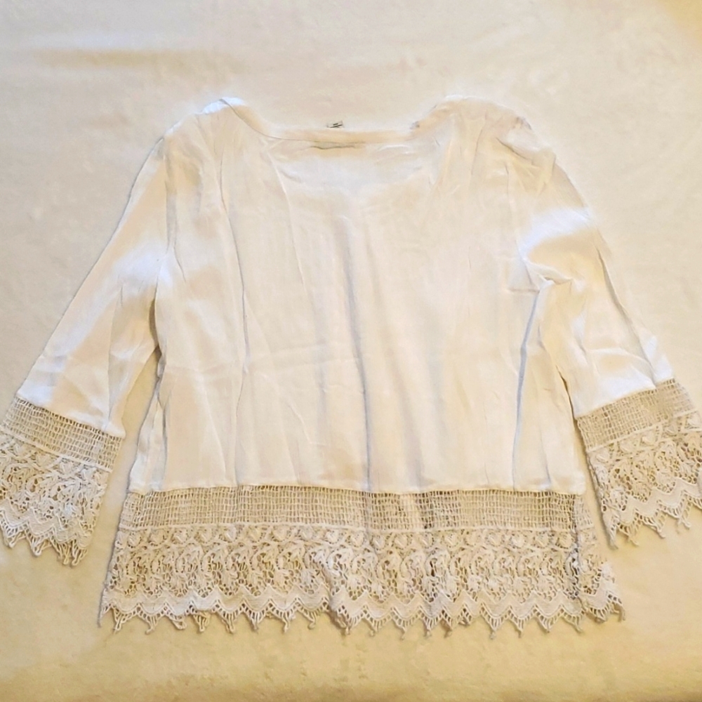 American Eagle Outfitters Lace Button Front Shirt Blouse
